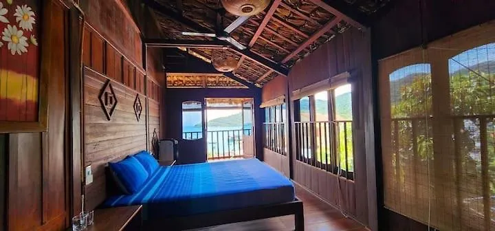 Cham Island Wooden Cabin Hoi An Hotel