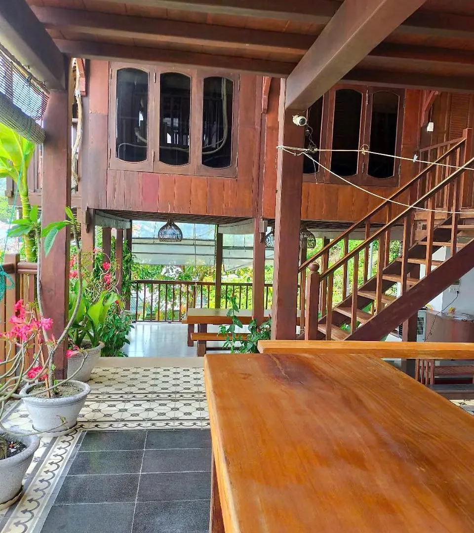 Cham Island Wooden Cabin Hội An 0*,  Vietnám